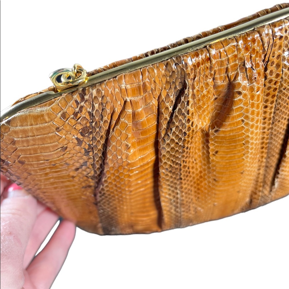 Vintage 1960s Snow White Snake skin leather clutch shoulder bag purse boho - Picture 8 of 16